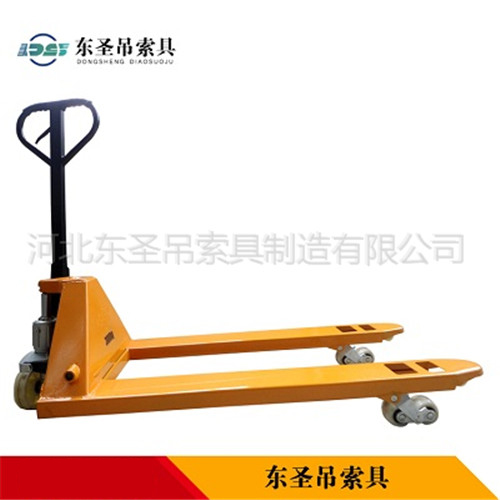 5t地牛叉車側面整機展示圖--河北東圣吊索具制造有限公司--小型攪拌機|石材夾具|液壓堆高車|手動叉車
