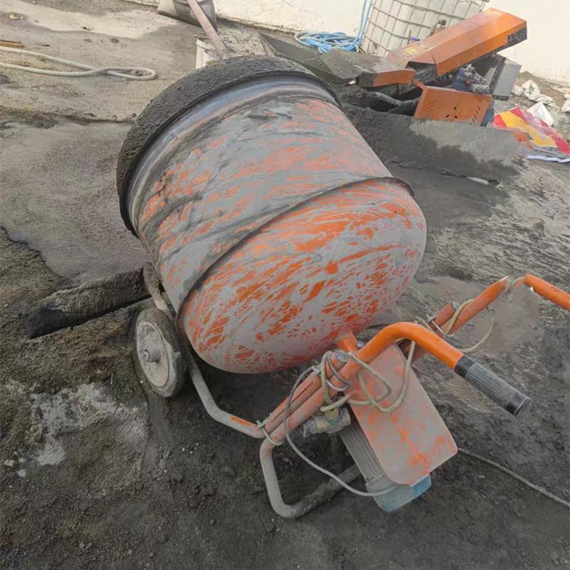 臥式小型攪拌機(jī)攪拌好的水泥砂漿不能倒入小推車(chē)?yán)锩?> 
          
          <img class=